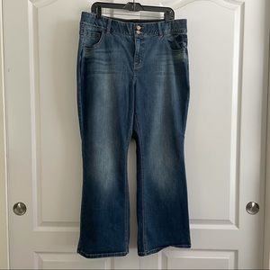 EUC Lane Bryant Bootcut Jeans 18 SHORT